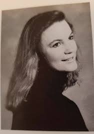 1986 (at 17) vs 2023 (age 55) I'd say time's been good to a Sista! ☺️