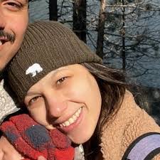 Shannon Hussey's Instagram, Twitter & Facebook