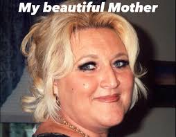 Love is sweet, pls don't push without wishing mama and papa a happy birthday