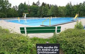 Heidebad Geschlossen Harte Kritik An Stadt Solingen
