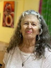 Maureen Strachan's Instagram, Twitter & Facebook