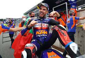 Mas amanhã não será assim… miguel oliveira apenas conseguiu o … Motogp Portugal Miguel Oliveira Vence Gp De Portugal E Com A Volta Mais Rapida Medio Tejo