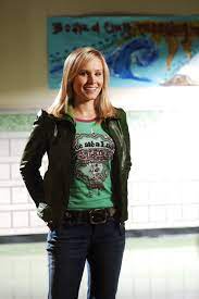 Break The Fashion Rules These Are The 2000s Throwback Styles You Need In Your Wardrobe Now Veronica Mars Fashion Style