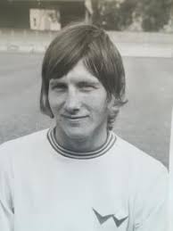 The Ultimate Torquay United team: Right-backs