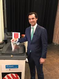 Forum Voor Democratie On Twitter Forum Voor Democratie Lijsttrekker Thierrybaudet Brengt Zijn Stem Uit In Amsterdam Pak Ook Je Stem Terug Stem Fvd Lijst 16 Tk2017 Fvd Https T Co Gqt1sgxpkg