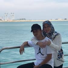 Ask anything you want to learn about iskandar shah by getting answers on askfm. Azizah Mahmood Iskandar On Instagram Biji Mata Mama In 2021 My Prince Charming Prince And Princess My Prince