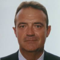 200+ perfiles de «Llana»