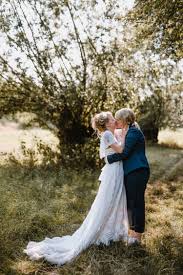 Boho Vintage Wiesenhochzeit Hochzeitsfotos Aus Leipzig Hochzeit Im Freien Hochzeit Draussen Hochzeit