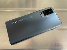 vowe dot net :: vivo X51 5G :: Erste ...