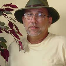 I'm trying to connect. Thomas Sullivan to Joseph D Sullivan. Joseph Denton  Sullivan b: 1836 possibly in IL? died in 1891 Texas Co. MO. He was married  to Elizabeth Jane (Nee Willett)