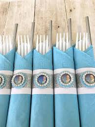 Frozen Theme Party Cutlery For 10 Each Set Contains A Child Size White Plastic For Frozen Theme Party Frozen Table Decorations Frozen Theme Party Decorations