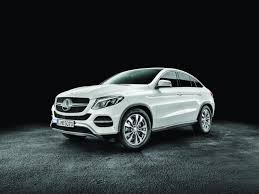 O novo glc brilha com ainda mais presença típica de um suv, sem necessidade de se impor. Buyers Of Sporty Suvs Have A New Option Mercedes Benz Gle Coupe Challenges Bmw X6 Arab News