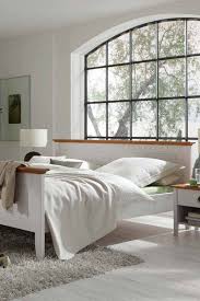 Bett Vilcao In Weiss Bernsteinfarben Kiefer Massiv In 2020 Wohnen Schlafzimmer Einrichten Landhaus Schlafzimmer