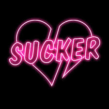 Black And White Broken Heart Gif Https Encrypted Tbn0 Gstatic Com Images Q Tbn 3aand9gctpw3owy4hwfcopcd2d69tzadhoi 3ofod1hw Usqp Cau