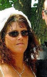 Lisa Sechrist's Instagram, Twitter & Facebook