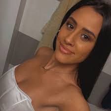 Lauren Rivero's Instagram, Twitter & Facebook