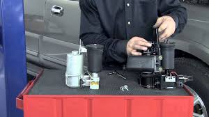 I called a local dealer and they were no help i ask the location of the relay and the control unit but noone knows. How To Replace A Lincoln Navigator Ford Expedition Air Suspension Compressor Youtube
