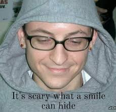 Good mornig soldiers, have a nice day, eat well and listen LP all day.