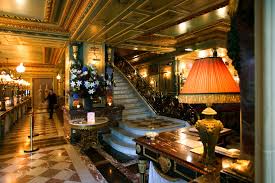 Laduree On Champs Elysees Is One Of Our Favorite Restaurants For Pastry Gastronomie Paris Paris Je T Aime