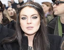 Lohan sues eTrade for $100M over 'milkaholic' Lindsay ad