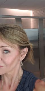 Wish I could rock a ponytail for the news!