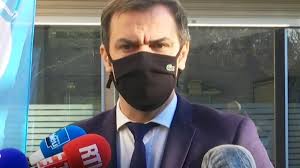 Pourtant même en ayant rendu le masque obligatoire pratiquement partout, le neurologue de formation constate que le japon fait aussi face à. Titi Art Dictatureenmarche On Twitter Une Question Pour Lacoste Combien Remunerez Vous Les Politiques Qui Portent Des Masques De Votre Marque