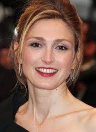 Julie gayet sur paris match ! 19 Julie Gayet Ideas French Actress French Beauty Actresses