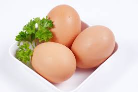 Tác dụng làm đẹp khó tin từ trứng gà