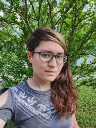 Erin Mckean's Instagram, Twitter & Facebook