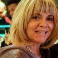 Alexandra Goodnow's Instagram, Twitter & Facebook