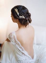 And it's good, because veils make the most delicate and touching wedding images. 50 Best Bridal Hairstyles Without Veil Emmaline Bride Wedding