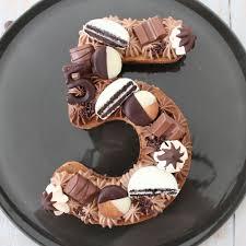 Recette Number Cake Facile Aux 2 Chocolats Noir Et Laitx 2 Chocolats Noir Et Lait Recette Ganache Chocolat Recette Gateau Danniversaire Ganache Montee Chocolat Noir