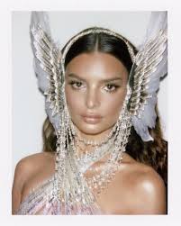 Mmirandalaurenn Emily Ratajkowski Emrata For Met Gala Glow Emily Ratajkowski Met Gala Emily Ratajkowski Style