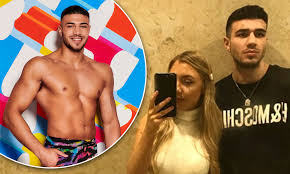 How much of tommy fury's work have you seen? Tommy Fury S Ex Millie Roberts Hits Out At The Love Island Contestant Daily Mail Online