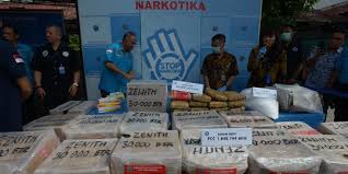 Check spelling or type a new query. 33 371 Kasus Narkoba Diungkap Sepanjang 2019 42 649 Pelaku Diamankan Merdeka Com