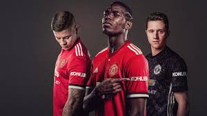 Man united eye senegal forward sima. Kohler Unveiled As Man Utd Shirt Sleeve Sponsor Manchester United