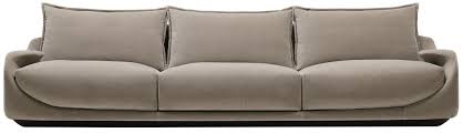 Dieses trendige sofa in grau punktet mit einem hochwertigen velourbezug und einer angenehm abgerundeten optik.fü. Martini Dreisitzer Sofa Giorgetti Milia Shop