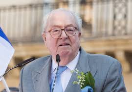 — marine le pen, femme politique française. Jean Marie Le Pen La Biographie De Jean Marie Le Pen Avec Gala Fr
