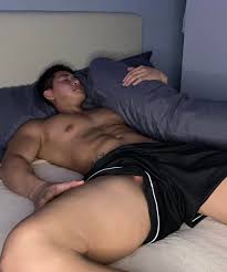 YellowfellaSG mouth watering licks