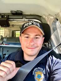 Officer Pullara starting his Sunday shift with a Seat Belt Selfie 🚔  Heading out to enjoy your day? Running errands? Enjoying a Sunday drive? If  you're the passenger or the driver, always