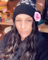 Please keep me in your prayers and thoughts today as it is 1yr since my  beautiful daughter Macayla gained her wings😭 forever 19