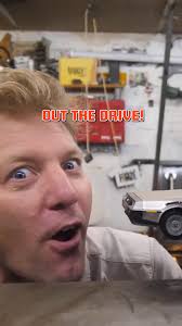 I’m building a secret garage! 🚧