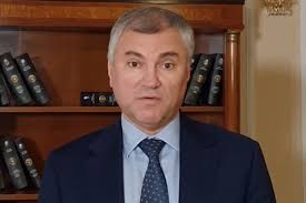 Пенсионерка в саратове встретила на улице спикера госдумы вячеслава володина и раскритиковала его. Ujti Ot Poborov Vyacheslav Volodin Zayavil O Postuplenii 130 Millionov Rublej V Shkoly I Detskie Sady Saratova Ia Versiya Saratov