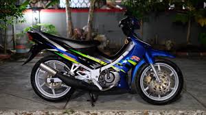 Modifikasi satria hiu 2tak 2005 full restorasi seperti baru. Kinclong Modifikasi Suzuki Satria 120 R 2 Tak Road Race By Nas Vlog