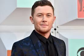 Scotty McCreery Sings National Anthem Before Denver Broncos Game
