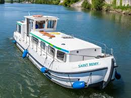 Pénichette® flying bridge 1500fb en location à lattes pour découvrir la camargue annulation ou modification flexible péniche pénichette flying bridge 1500 fb 14,90 m Aquitaine Houseboat Rentals Houseboat Holiday