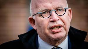 Rekenkamer onderzoekt gronddeal minister Henk Staghouwer