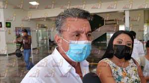 Padres juntan firmas para operación mochila en la secundaria general 3  "Instituto Campechano"