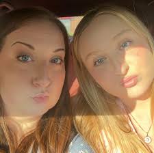 Rhiannon Pelfrey and Cameron Bowling's Wedding Website