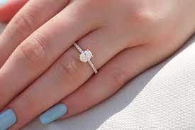 Oval Diamond Engagement Ring Set With 0 30 Carat Diamond With Micro Pave Diamond On The Band Beautiful Oval Diamond Engagement Ring Oval Diamond Engagement Ring Oval Diamond Engagement Diamond Engagement